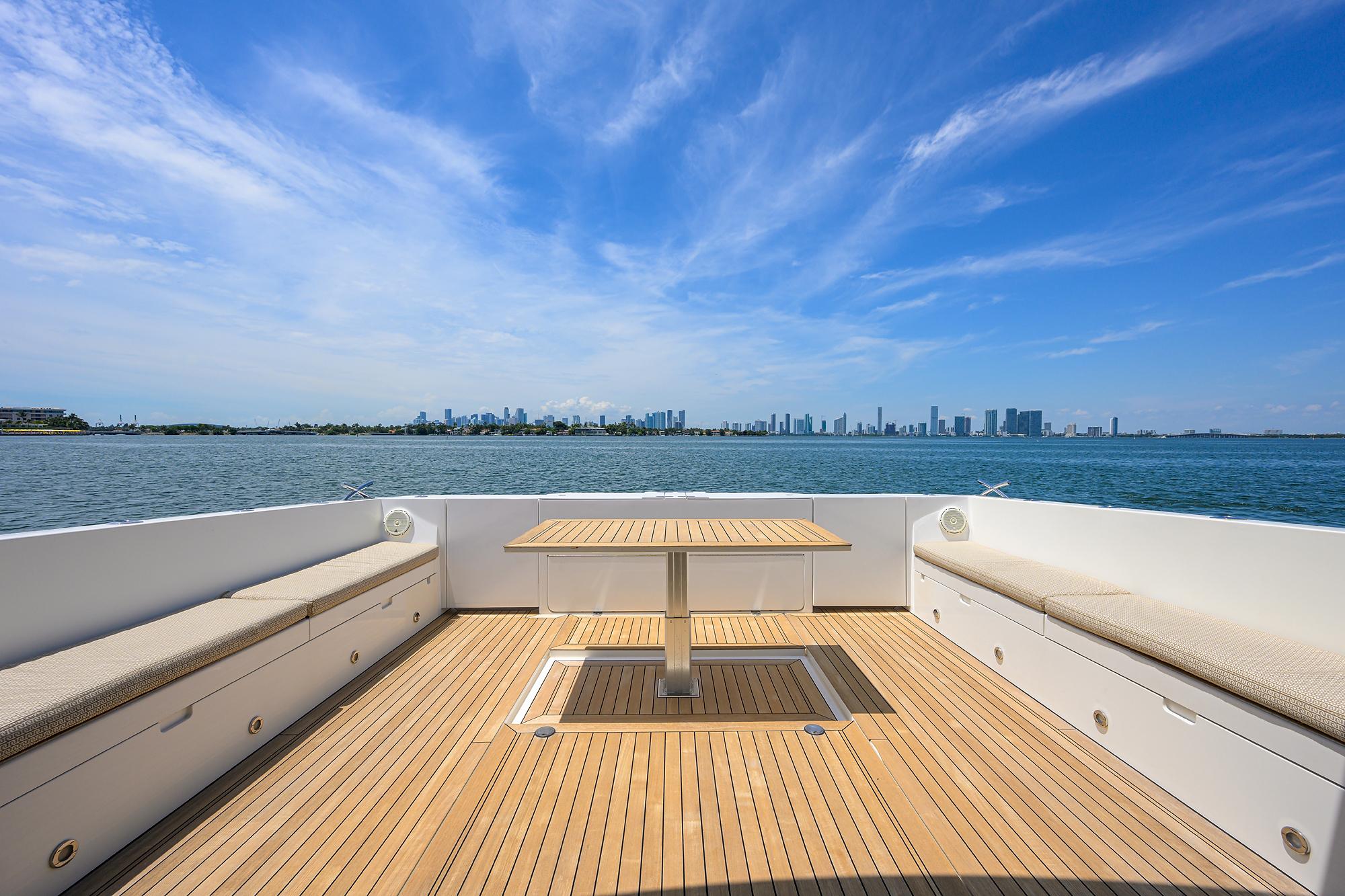 Delta 54 El Matador - Exterior Aft Deck