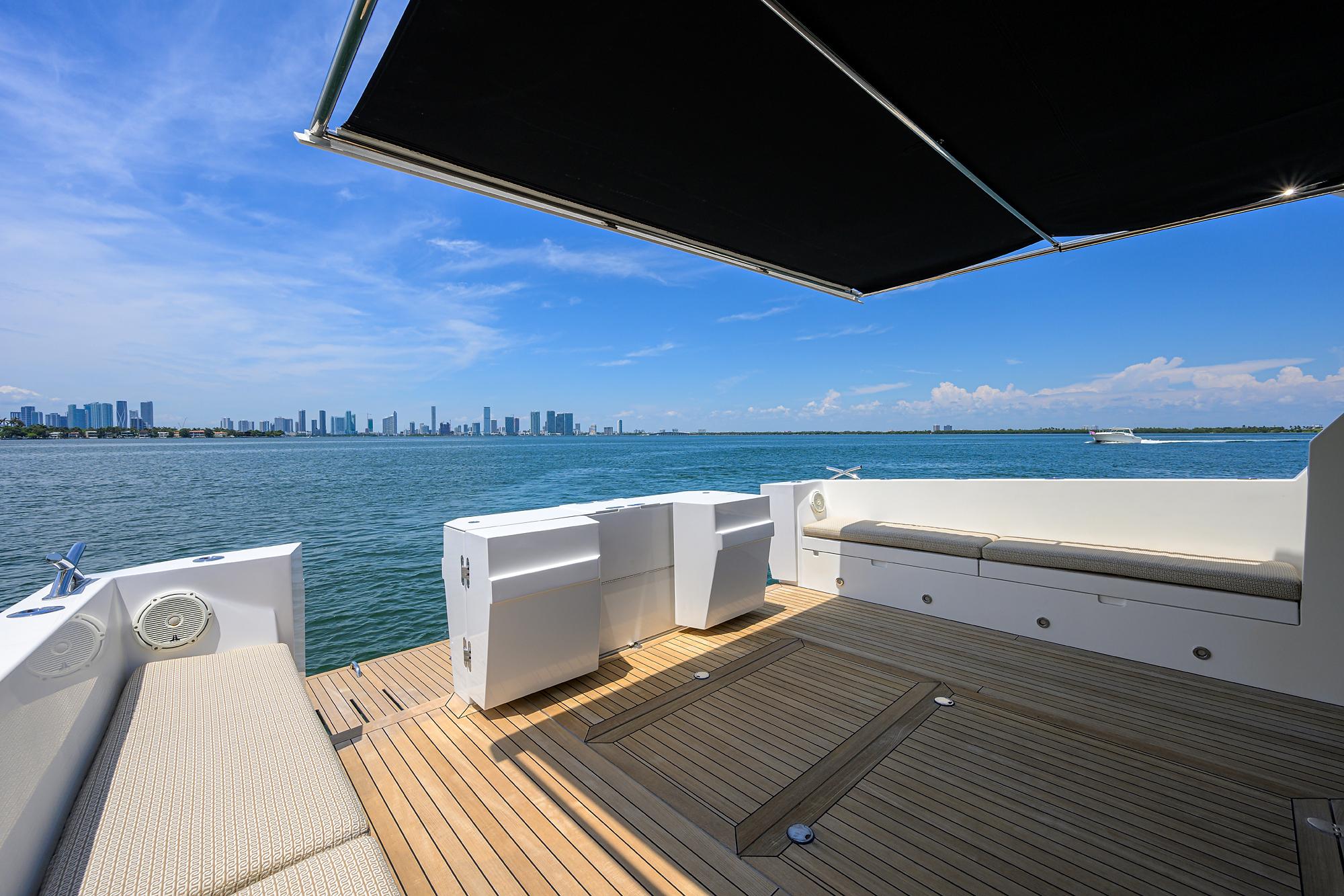 Delta 54 El Matador - Exterior Aft Deck