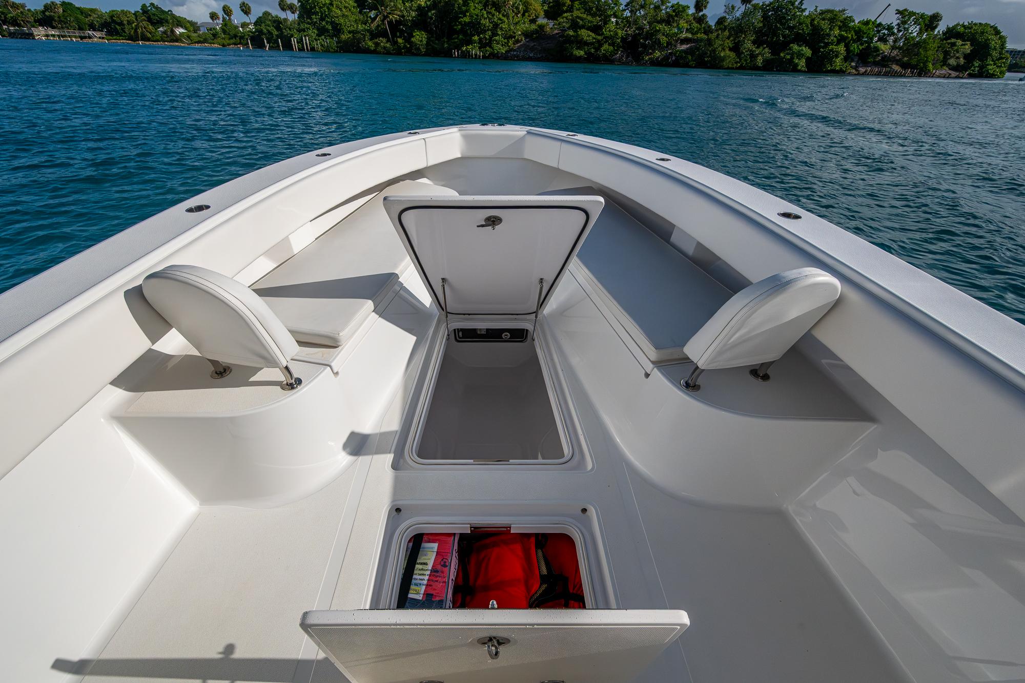 2016-bahama-with-mercury-v10s-power-9817973-20250612063601481-1_XLARGE