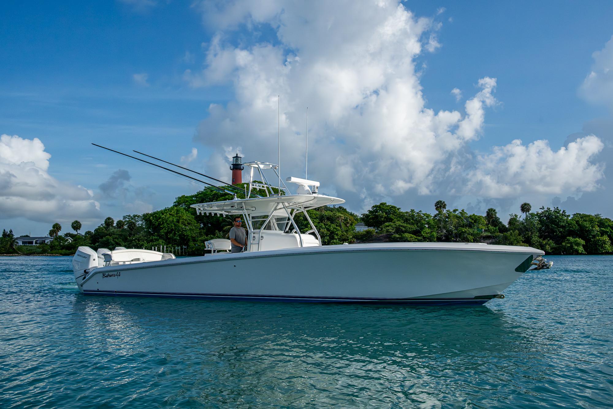 2016-bahama-with-mercury-v10s-power-9817973-20250612063636558-1_XLARGE