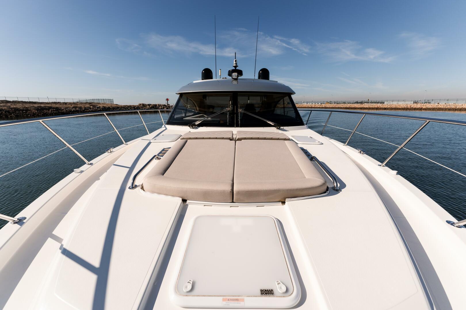 2022-riviera-4800-sport-yacht-power-9867978-20250710115225853-1