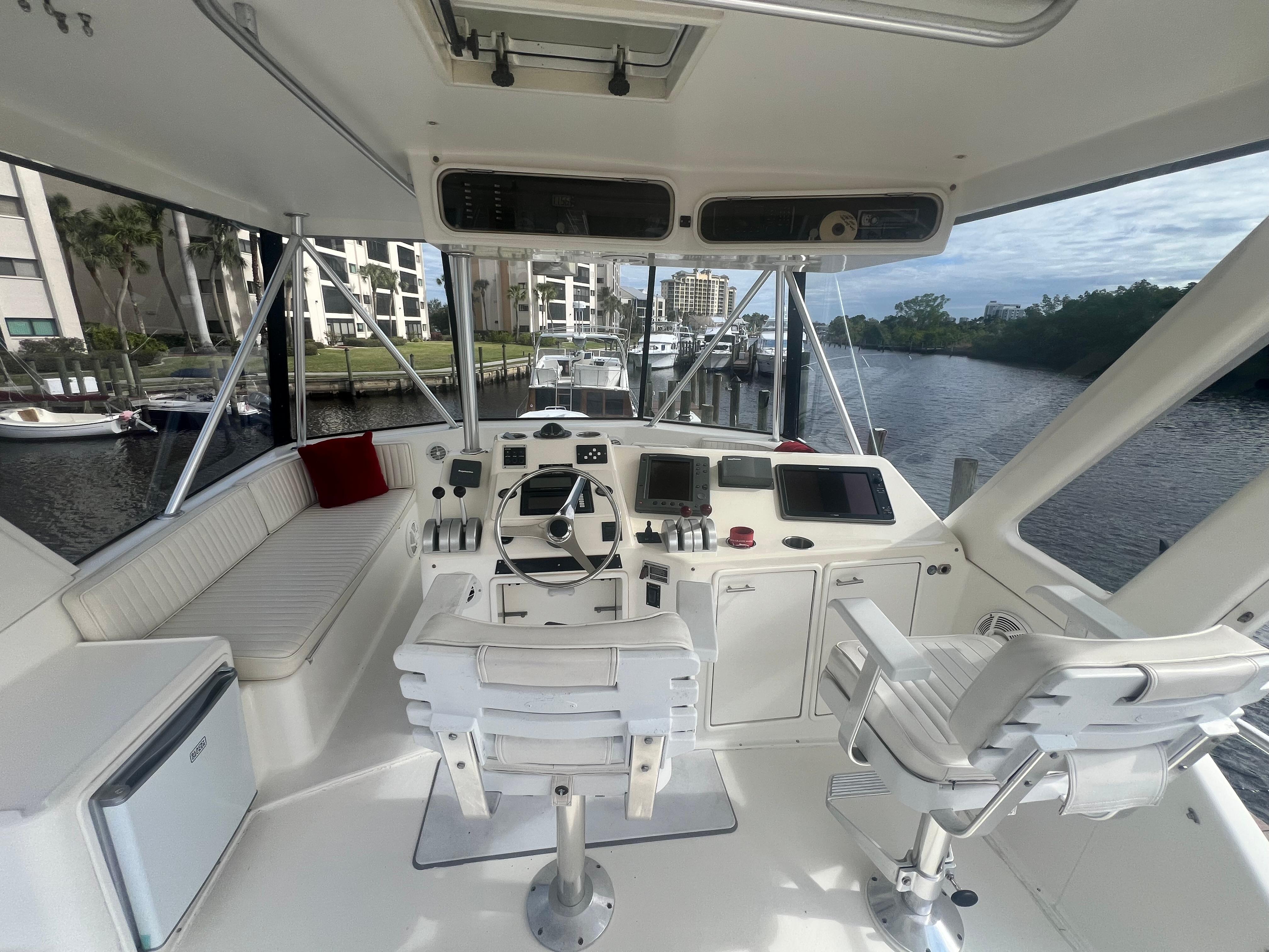 Ocean Yachts-48 Super Sport 1996-Fender Bender FL-US-Interior view of 1996 Ocean Yachts 48 Super Sport cockpit with helm and seating.-9657986 | Thumbnail