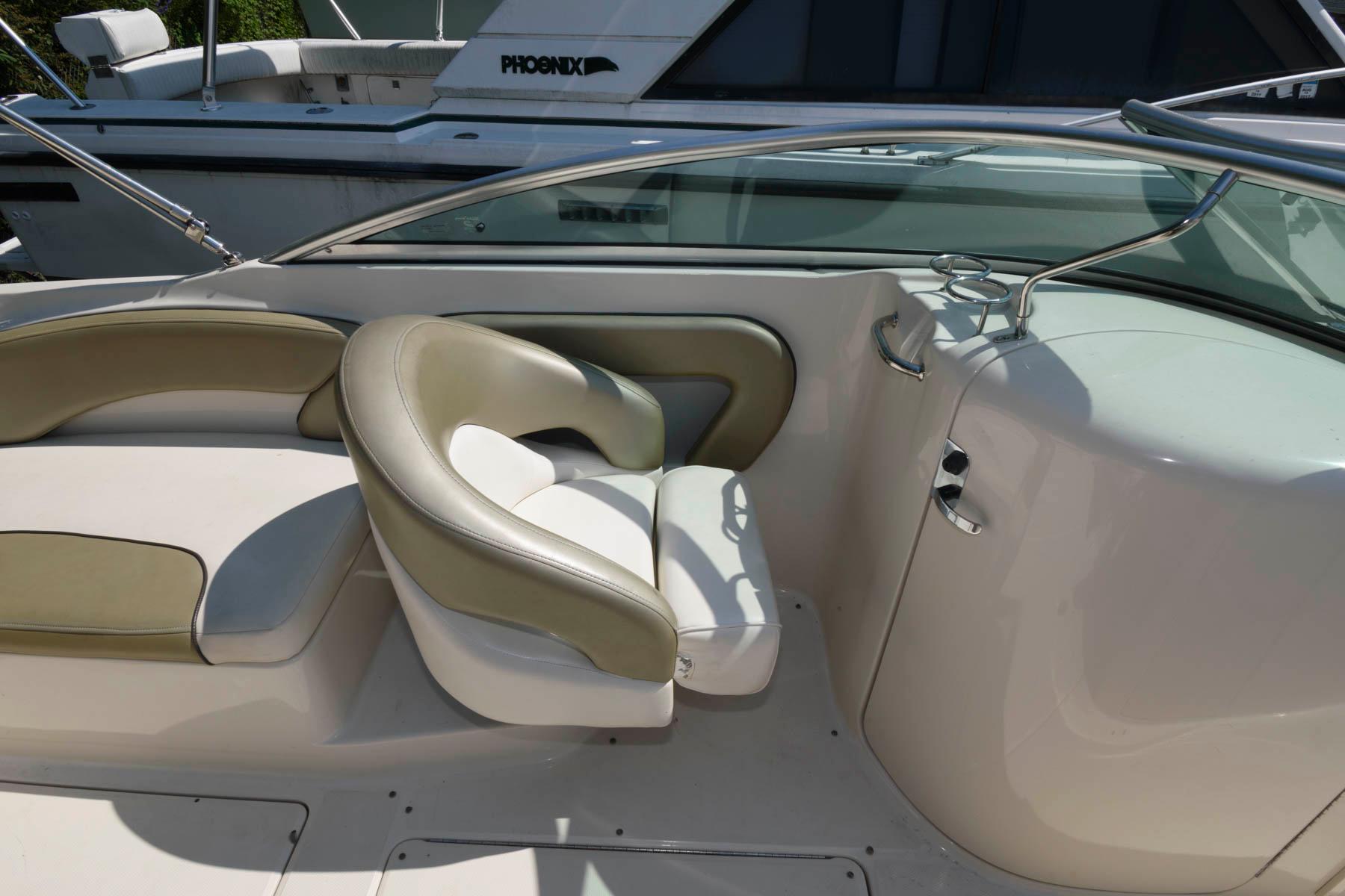 M 6464 MD Knot 10 Yacht Sales