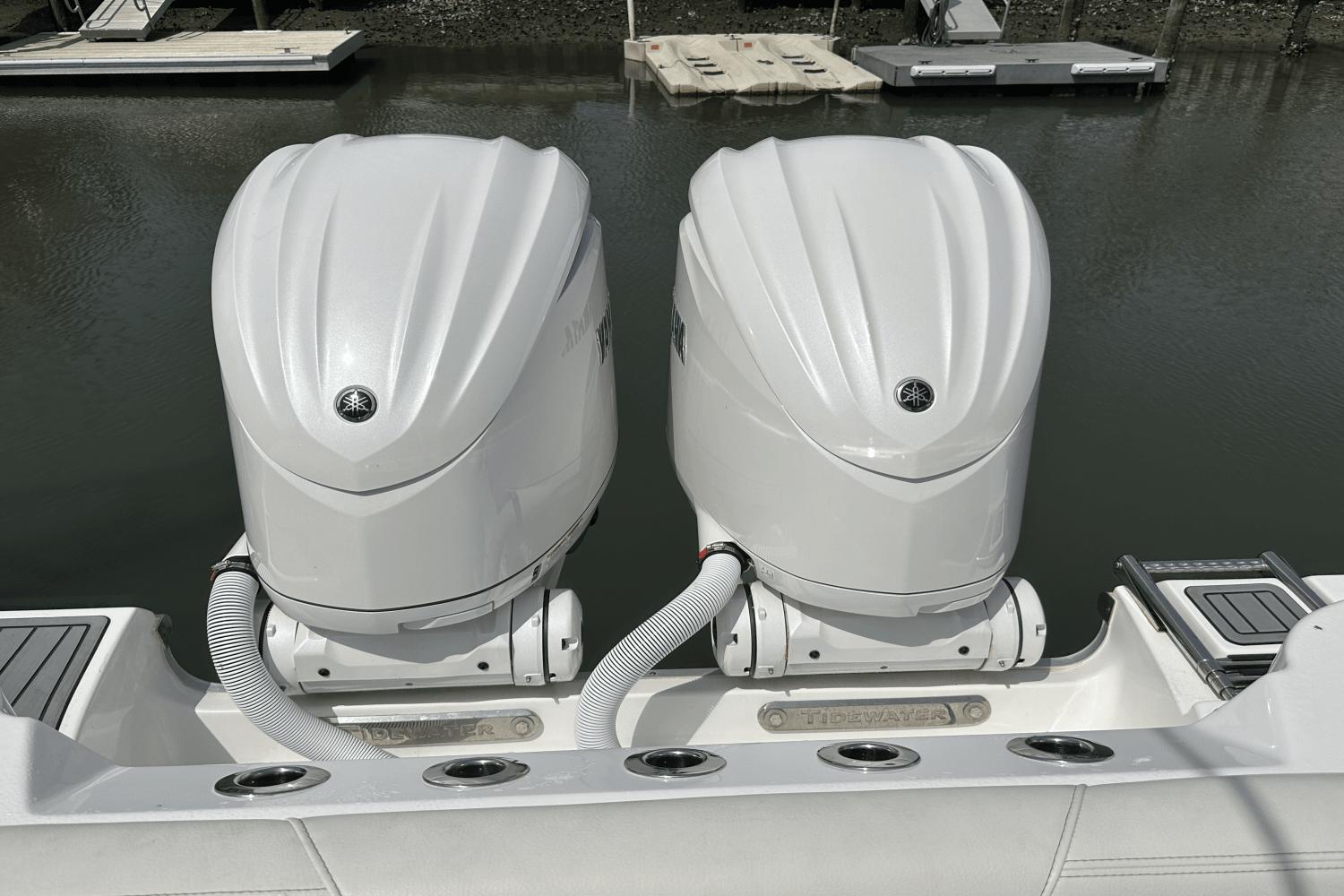 2024-tidewater-282-bw-power-9770800-977376190-0-250420251916-11