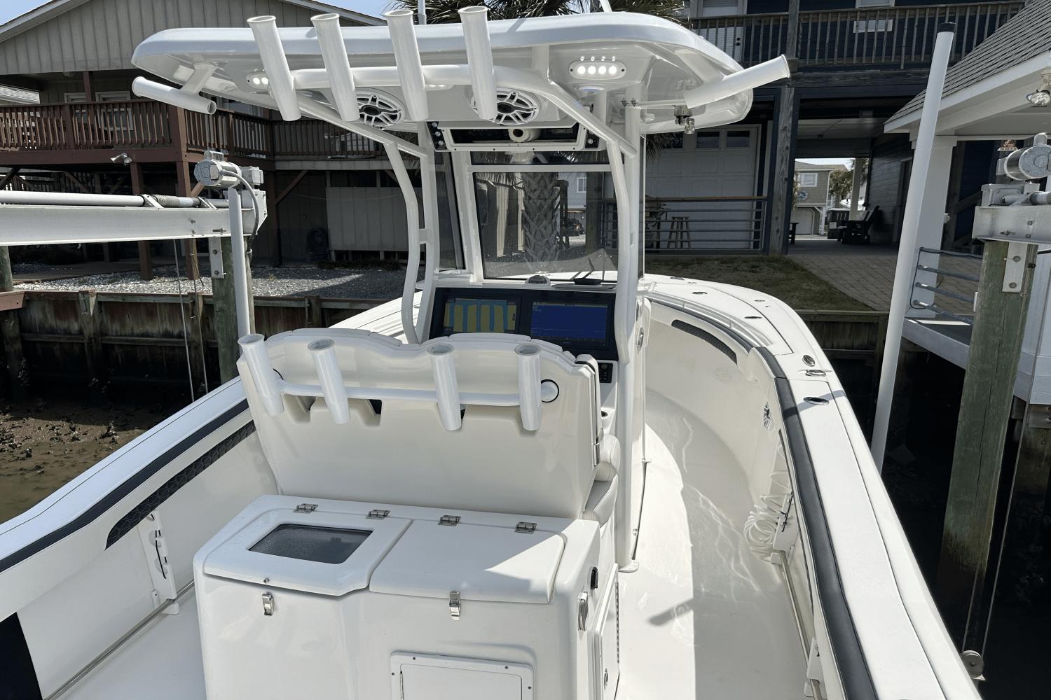 2024-tidewater-282-bw-power-9770800-977376198-0-250420251917-31