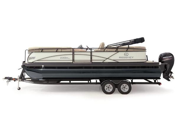 2021 Regency boat for sale, model of the boat is 230 DL3 & Image # 8 of 69