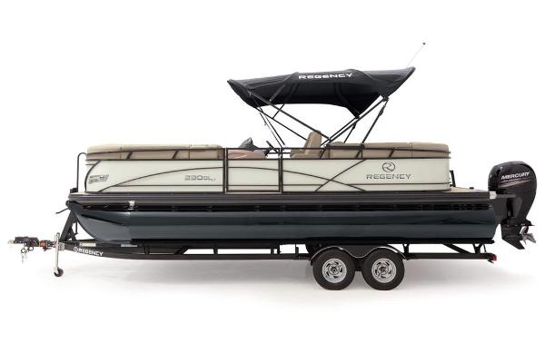 2021 Regency boat for sale, model of the boat is 230 DL3 & Image # 12 of 71