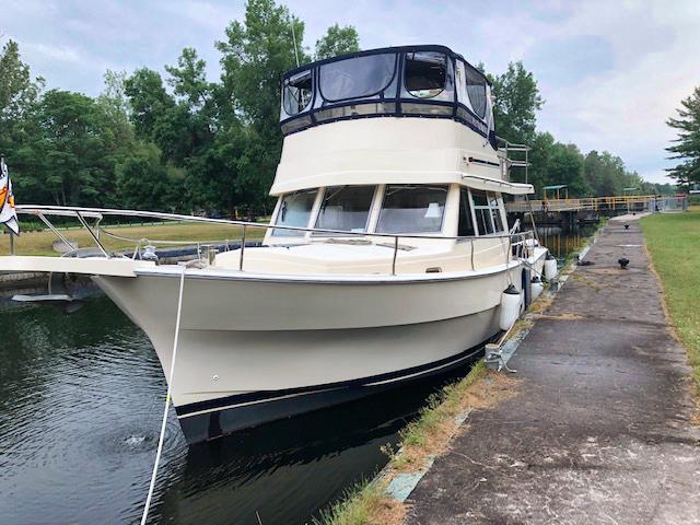 2004-mainship-390-trawler-power-9800811-978605998-0-200520250659-5