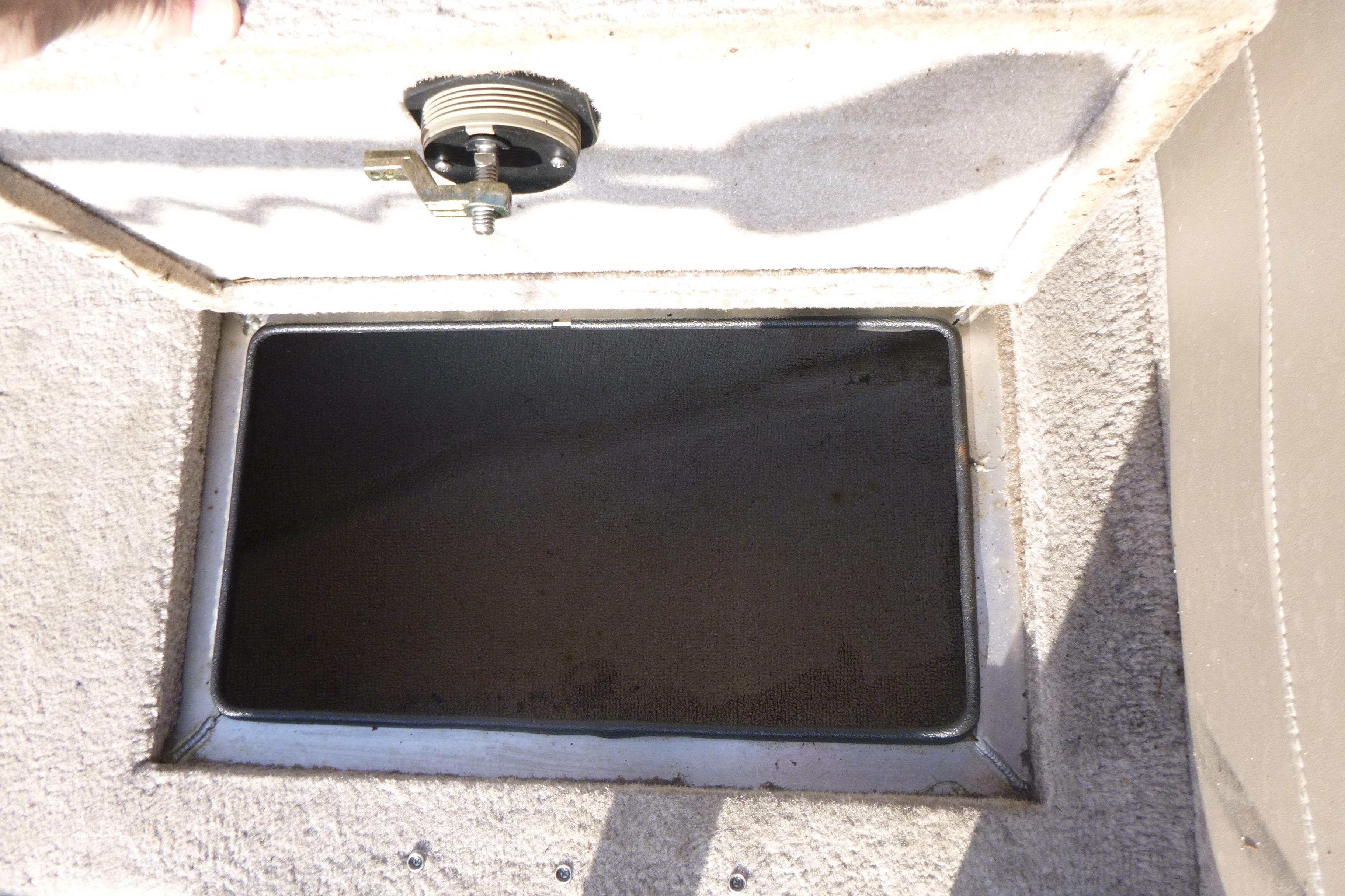 2012 Smoker Craft Ultima 172 Gallery