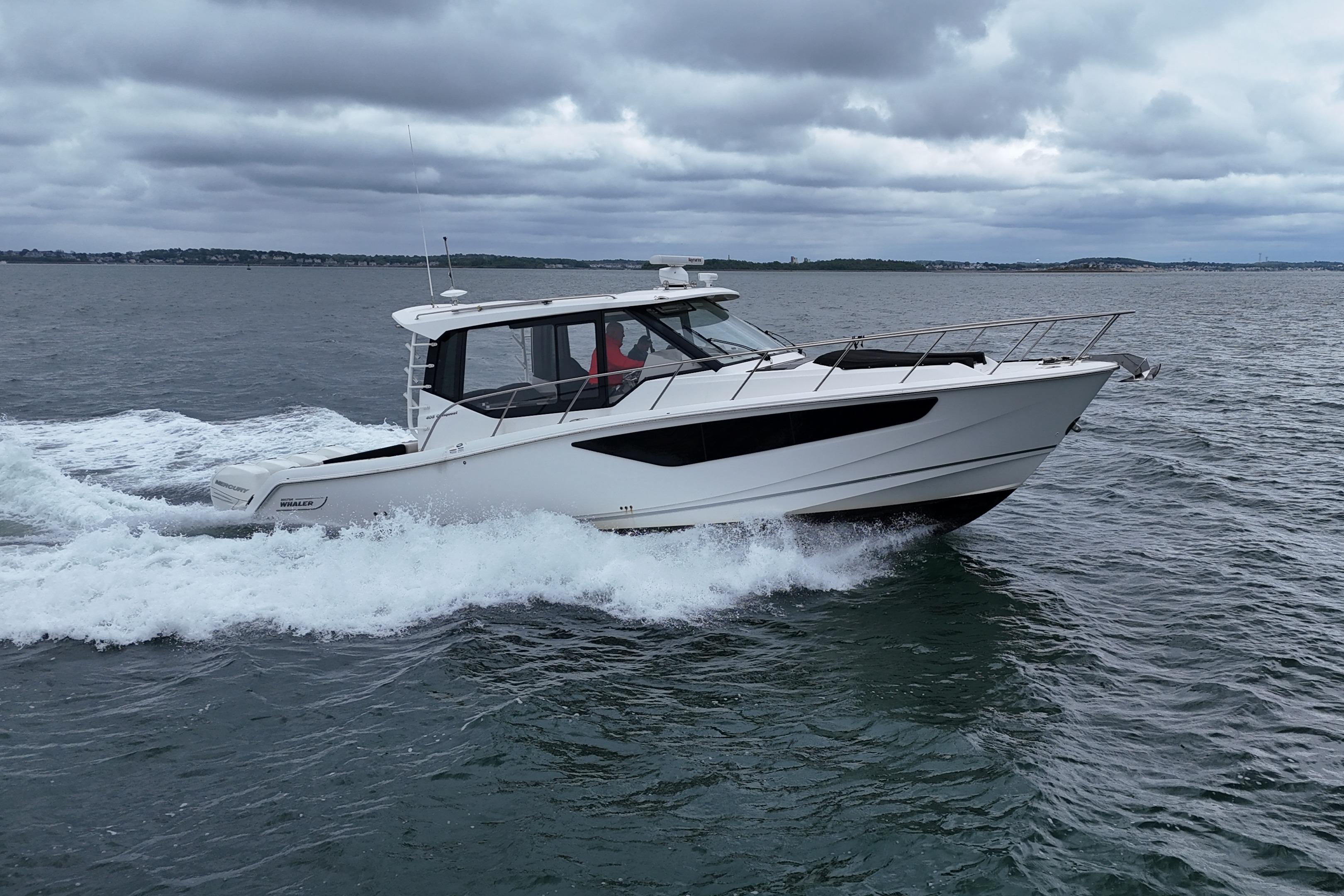 2021-boston-whaler-405-conquest-power-9720825-20250606070632359-1_XLARGE