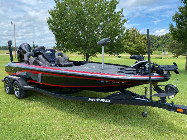 2019 Nitro boat for sale, model of the boat is Z20 Pro & Image # 1 of 18