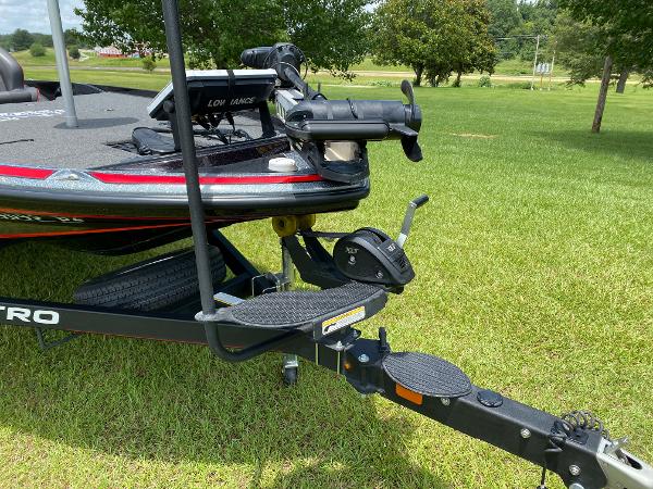 2019 Nitro boat for sale, model of the boat is Z20 Pro & Image # 7 of 18