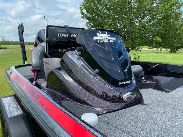 2019 Nitro boat for sale, model of the boat is Z20 Pro & Image # 9 of 18
