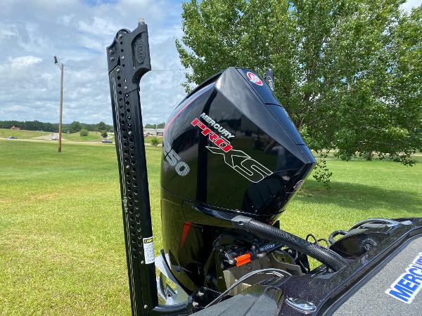 2019 Nitro boat for sale, model of the boat is Z20 Pro & Image # 10 of 18