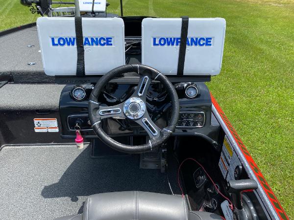 2019 Nitro boat for sale, model of the boat is Z20 Pro & Image # 12 of 18