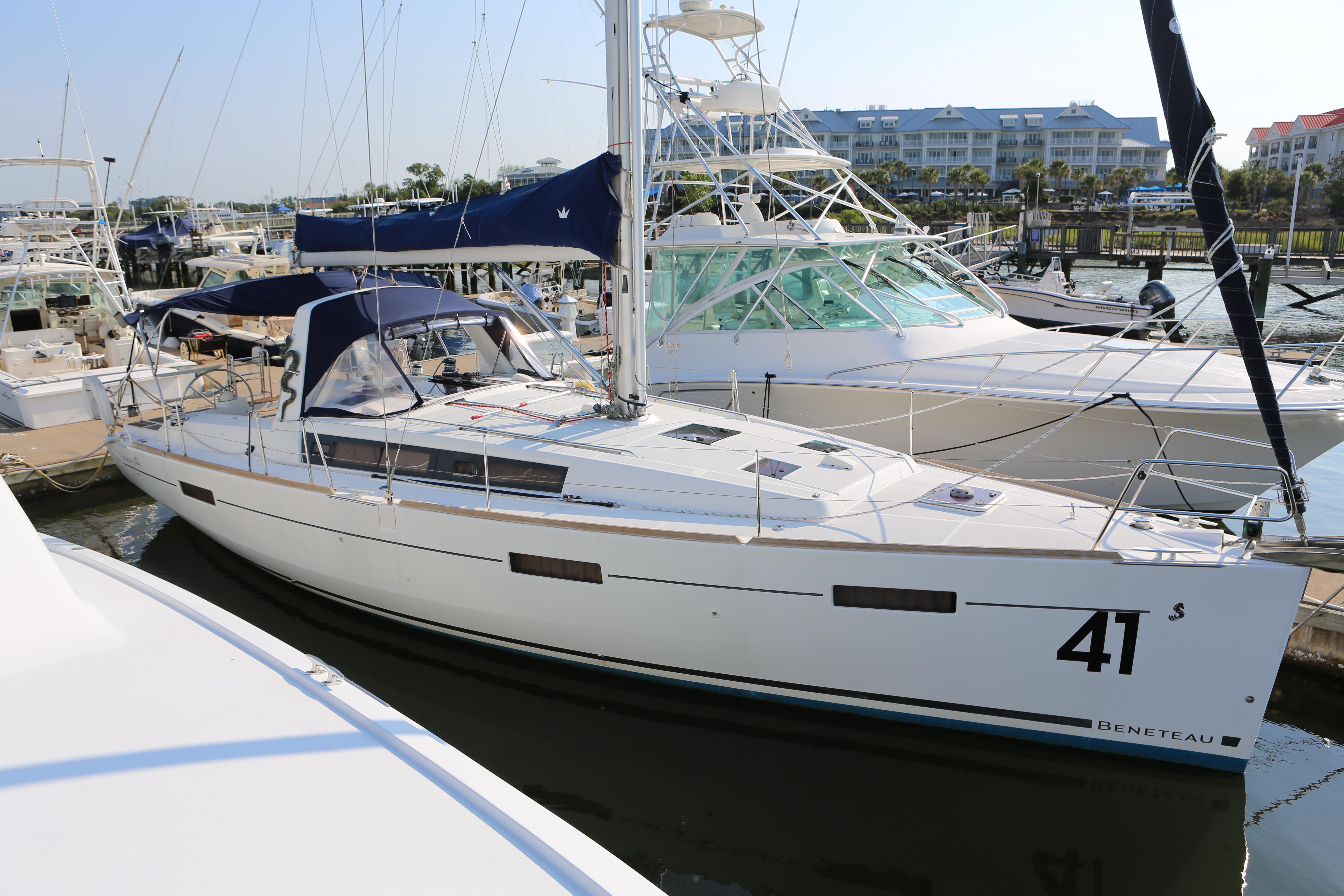 41' Beneteau 2014