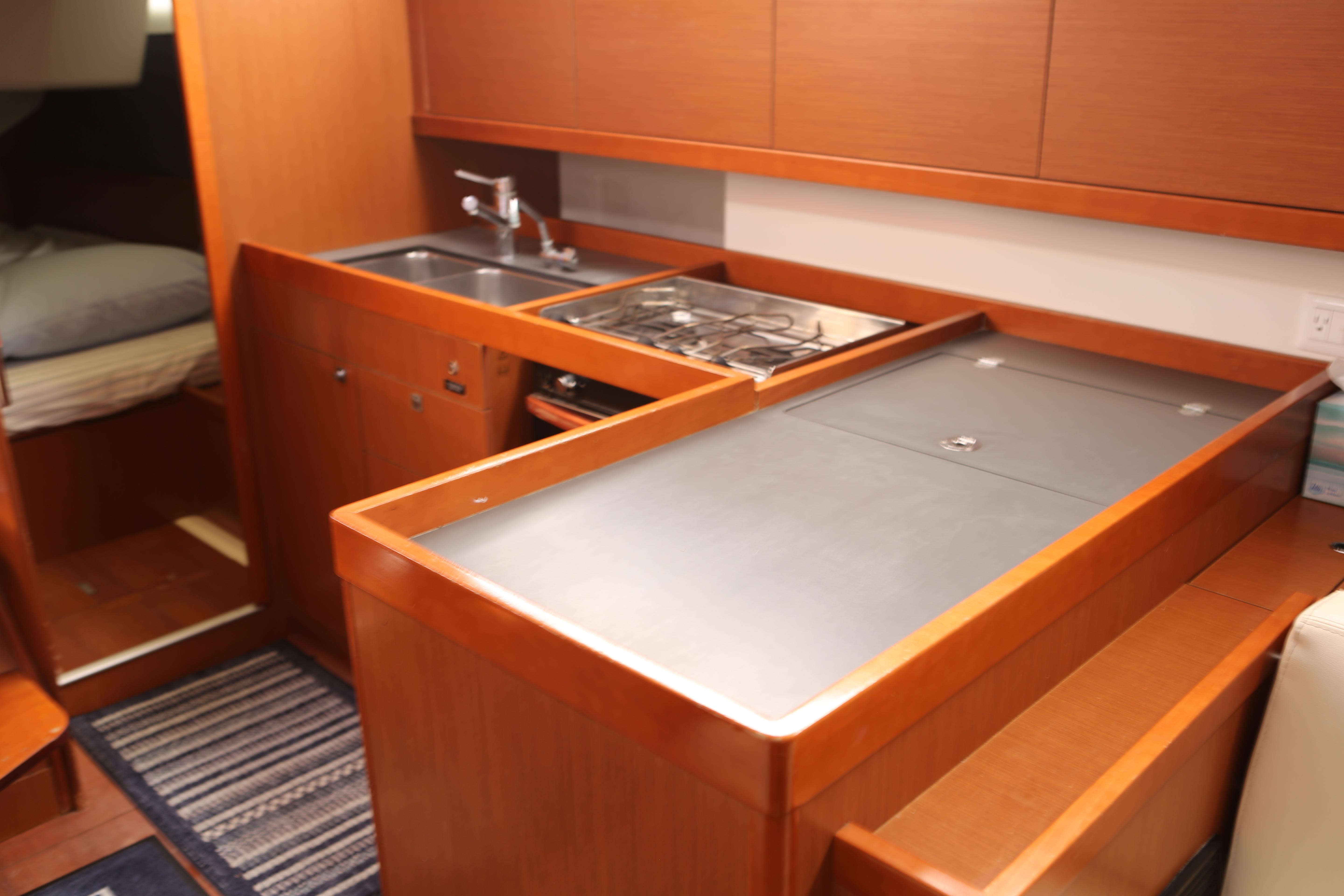 Yacht Photos Pics