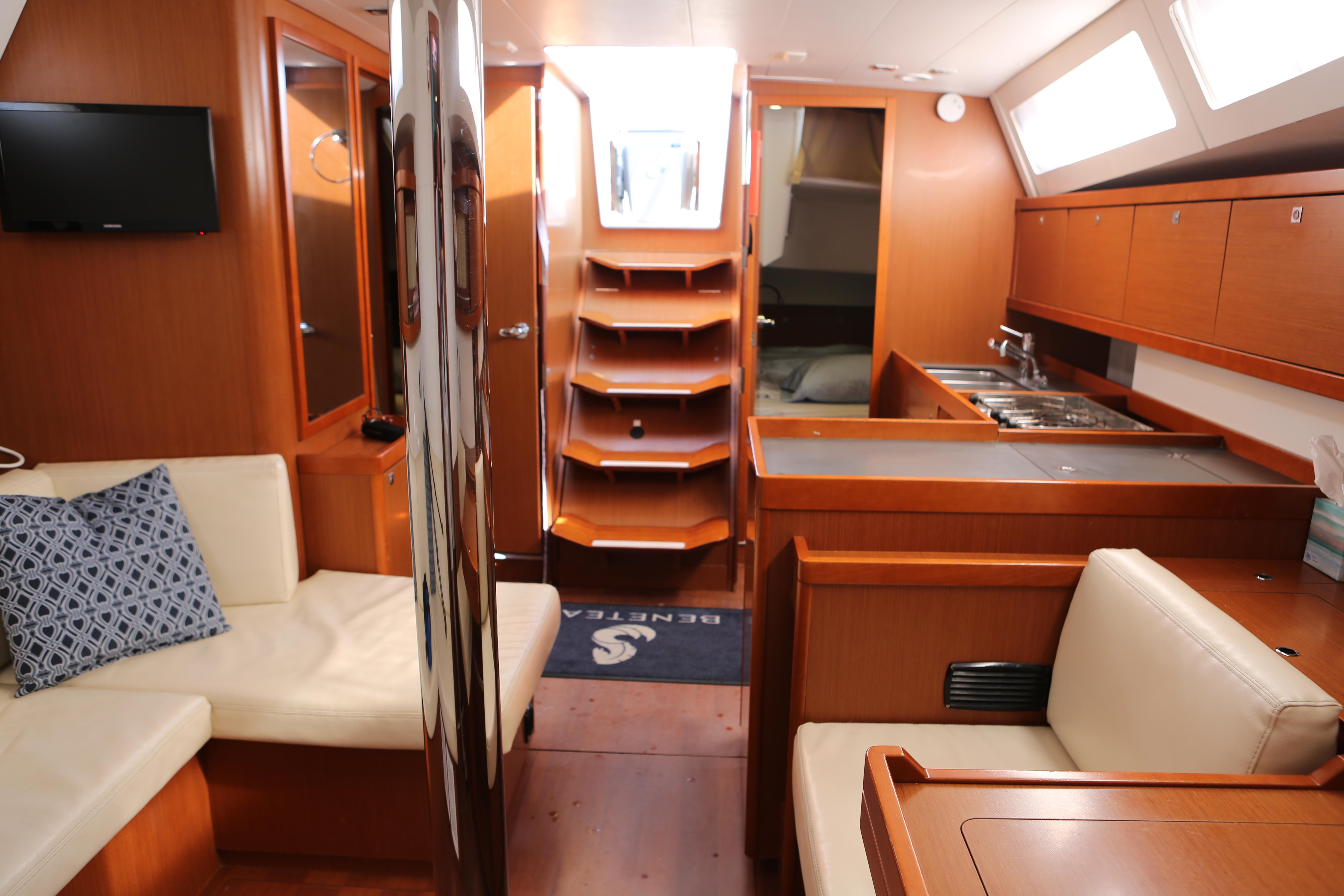 Yacht Photos Pics