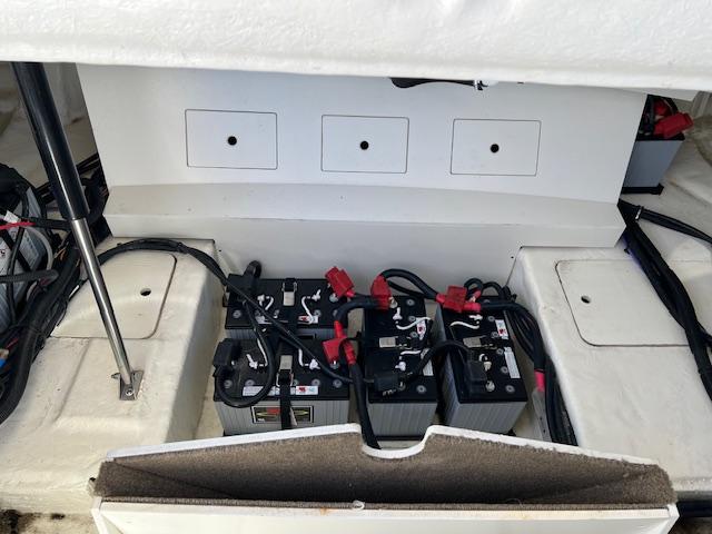 2022 Sea Ray SLX 310 OB #TBJP1439LLC inventory image at Sun Country Marine Group, Newport Beach 2022 Sea Ray SLX 310 OB #TBJP1439LLC inventory image at Sun Country Marine Group, Newport Beach