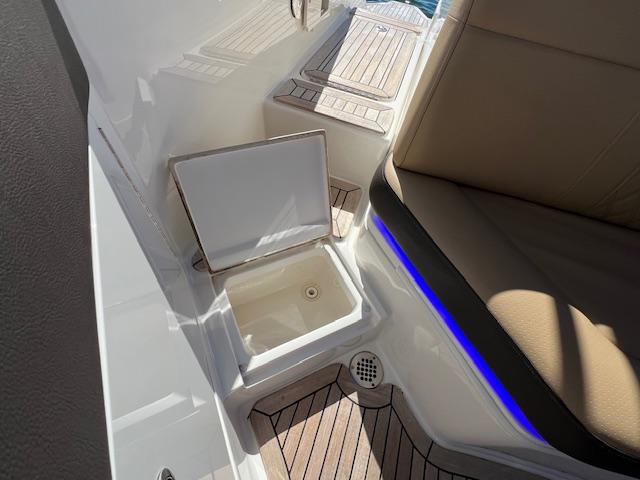 2022 Sea Ray SLX 310 OB #TBJP1439LLC inventory image at Sun Country Marine Group, Newport Beach 2022 Sea Ray SLX 310 OB #TBJP1439LLC inventory image at Sun Country Marine Group, Newport Beach