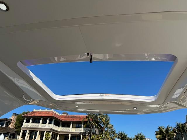 2022 Sea Ray SLX 310 OB #TBJP1439LLC inventory image at Sun Country Marine Group, Newport Beach 2022 Sea Ray SLX 310 OB #TBJP1439LLC inventory image at Sun Country Marine Group, Newport Beach