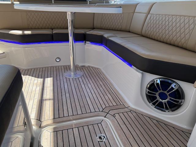2022 Sea Ray SLX 310 OB #TBJP1439LLC inventory image at Sun Country Marine Group, Newport Beach 2022 Sea Ray SLX 310 OB #TBJP1439LLC inventory image at Sun Country Marine Group, Newport Beach