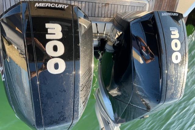 2022 Sea Ray SLX 310 OB #TBJP1439LLC inventory image at Sun Country Marine Group, Newport Beach 2022 Sea Ray SLX 310 OB #TBJP1439LLC inventory image at Sun Country Marine Group, Newport Beach