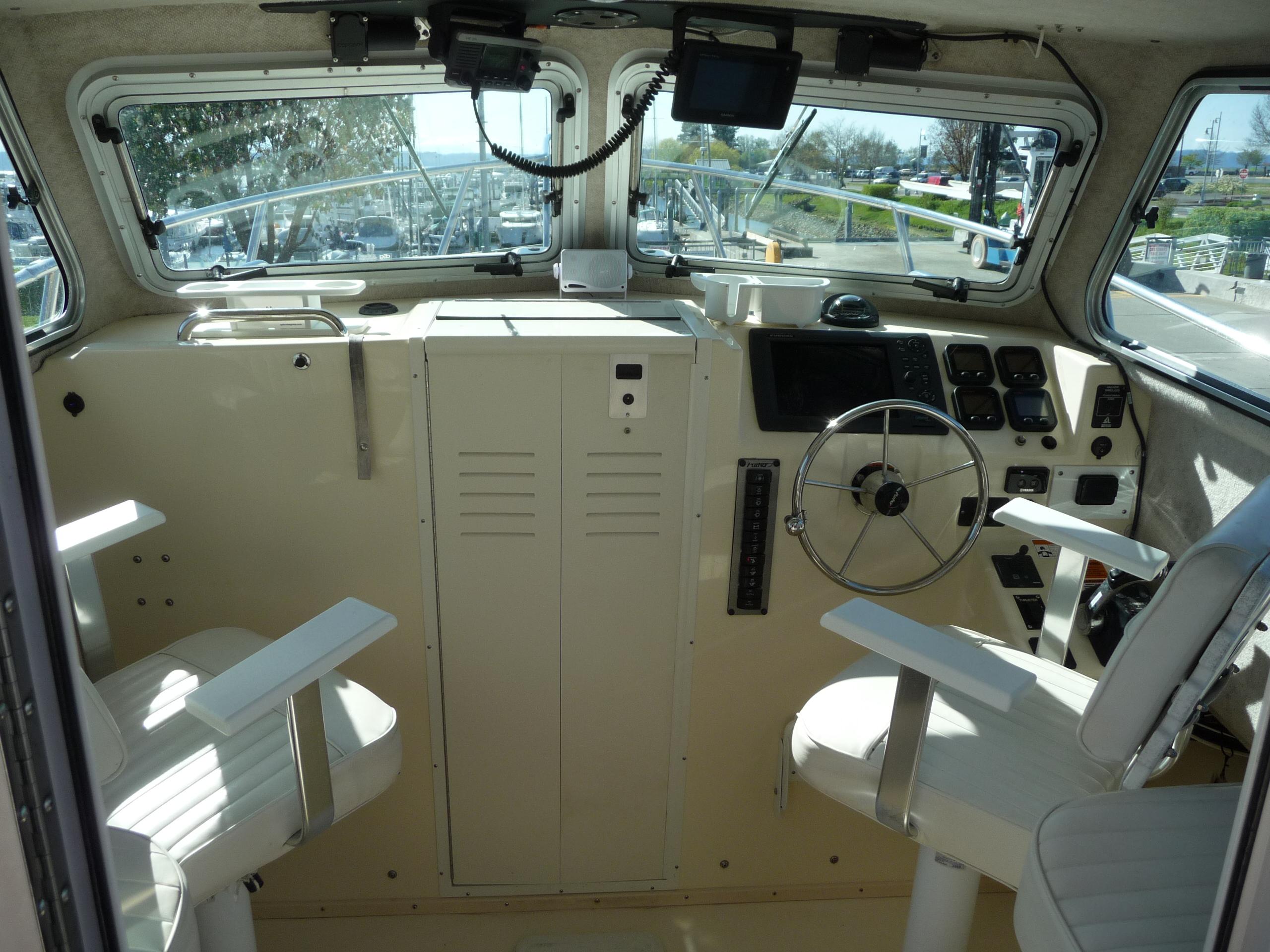 2013-parker-2820-xld-sport-cabin-power-9770835-20250424143719940-1_XLARGE