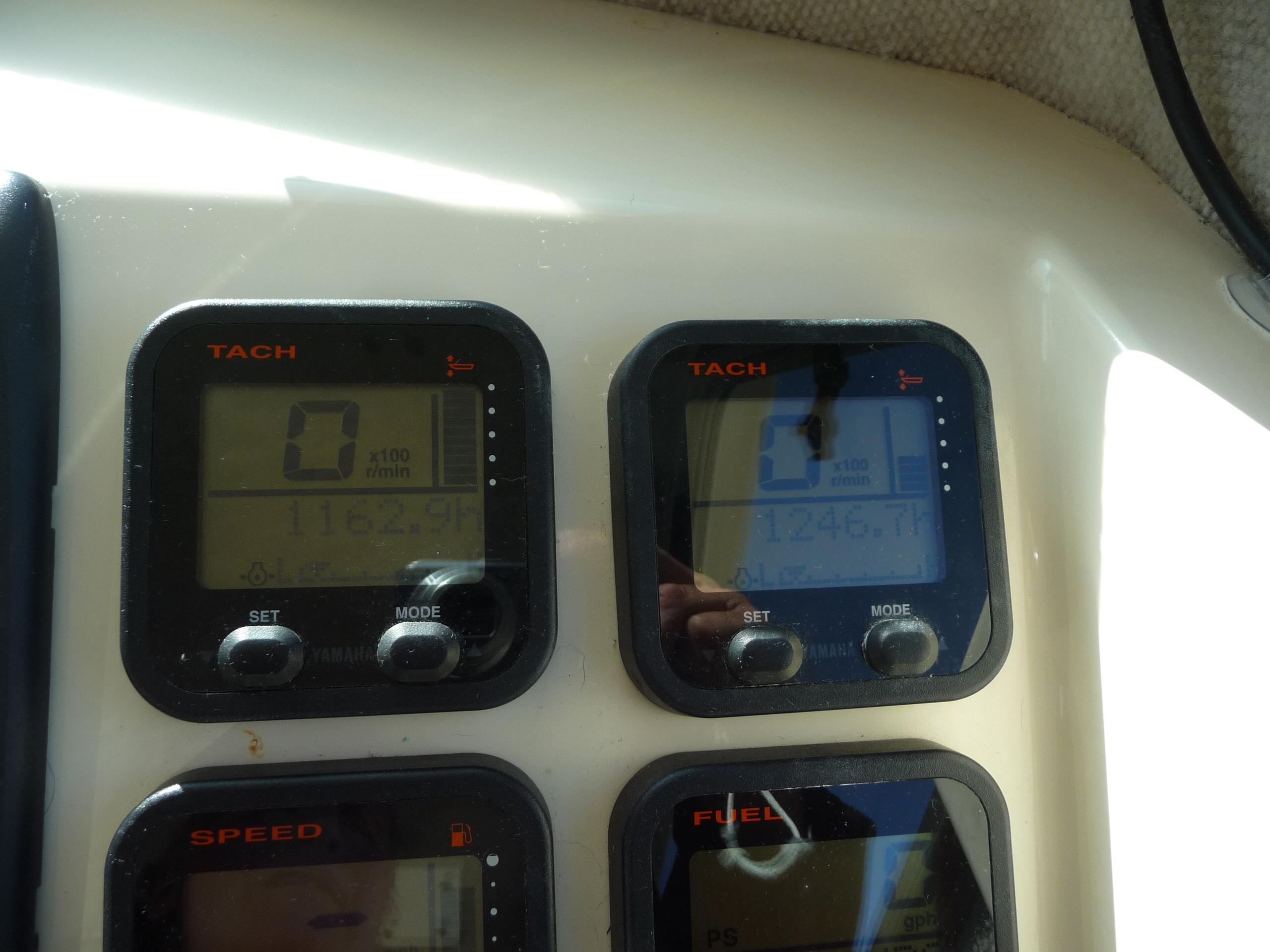 2013-parker-2820-xld-sport-cabin-power-9770835-20250424143737899-1_XLARGE
