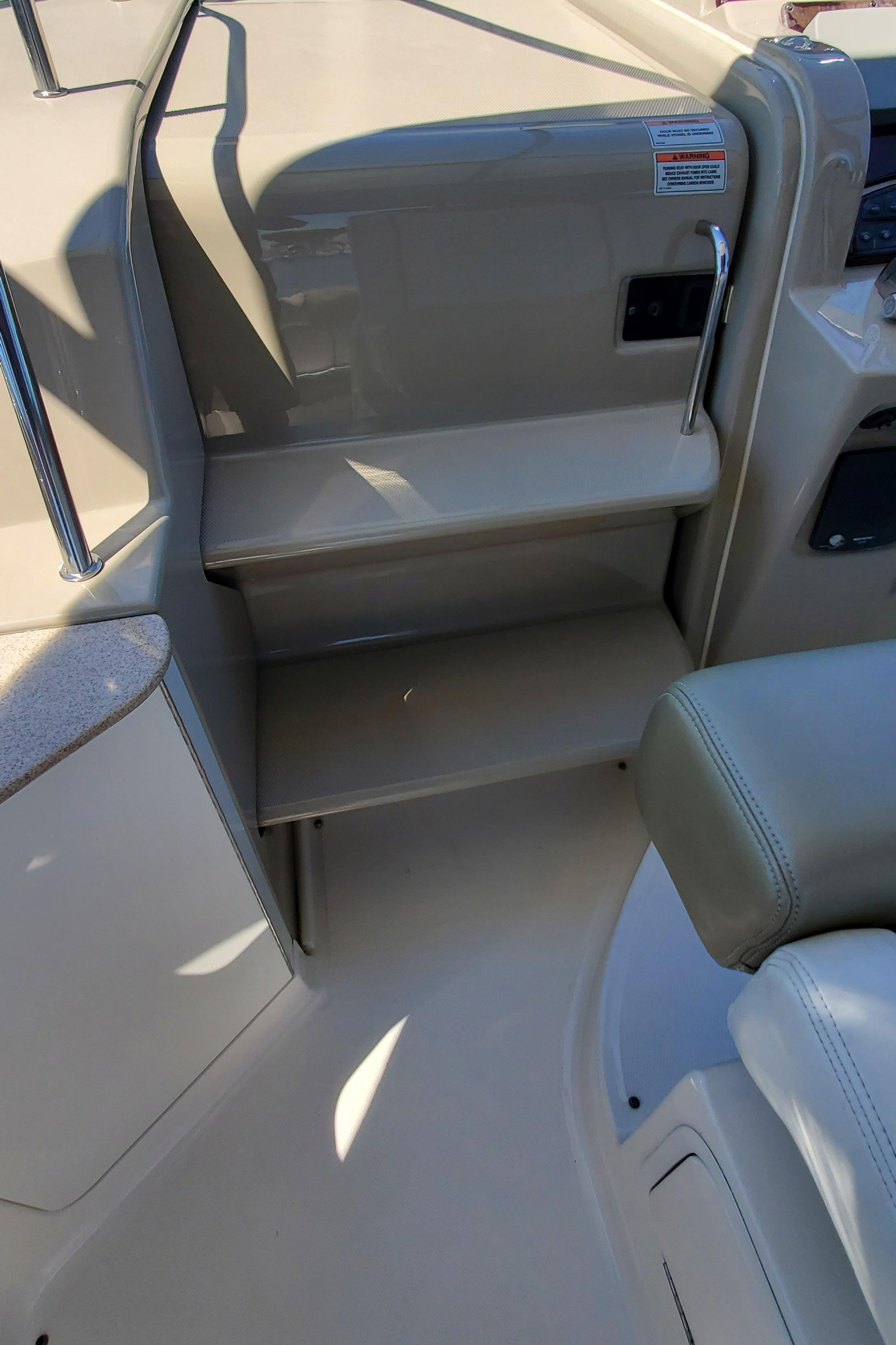 2007-sea-ray-310-sundancer-power-9790847-20250512115242246-1_XLARGE