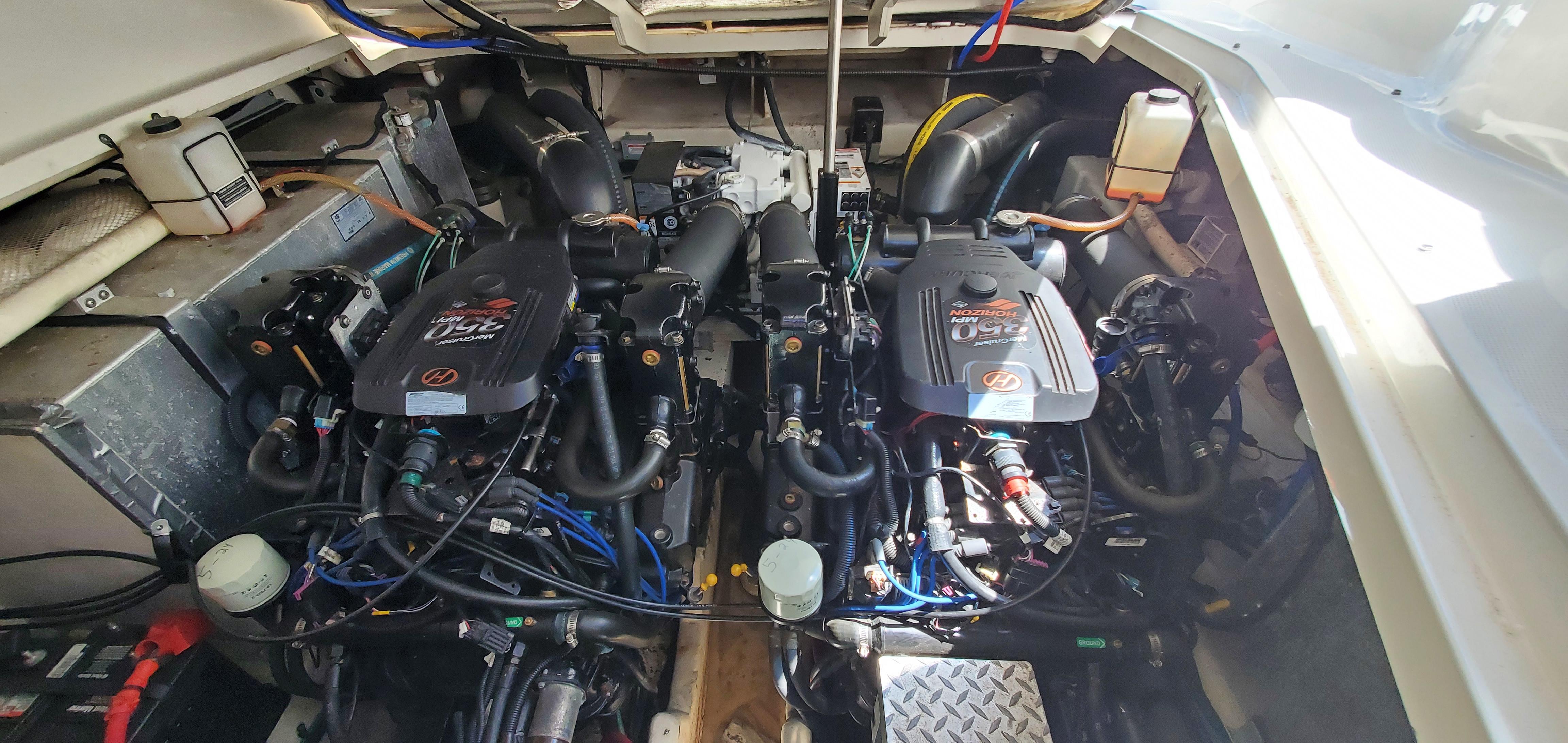 2007-sea-ray-310-sundancer-power-9790847-20250512131910619-1_XLARGE
