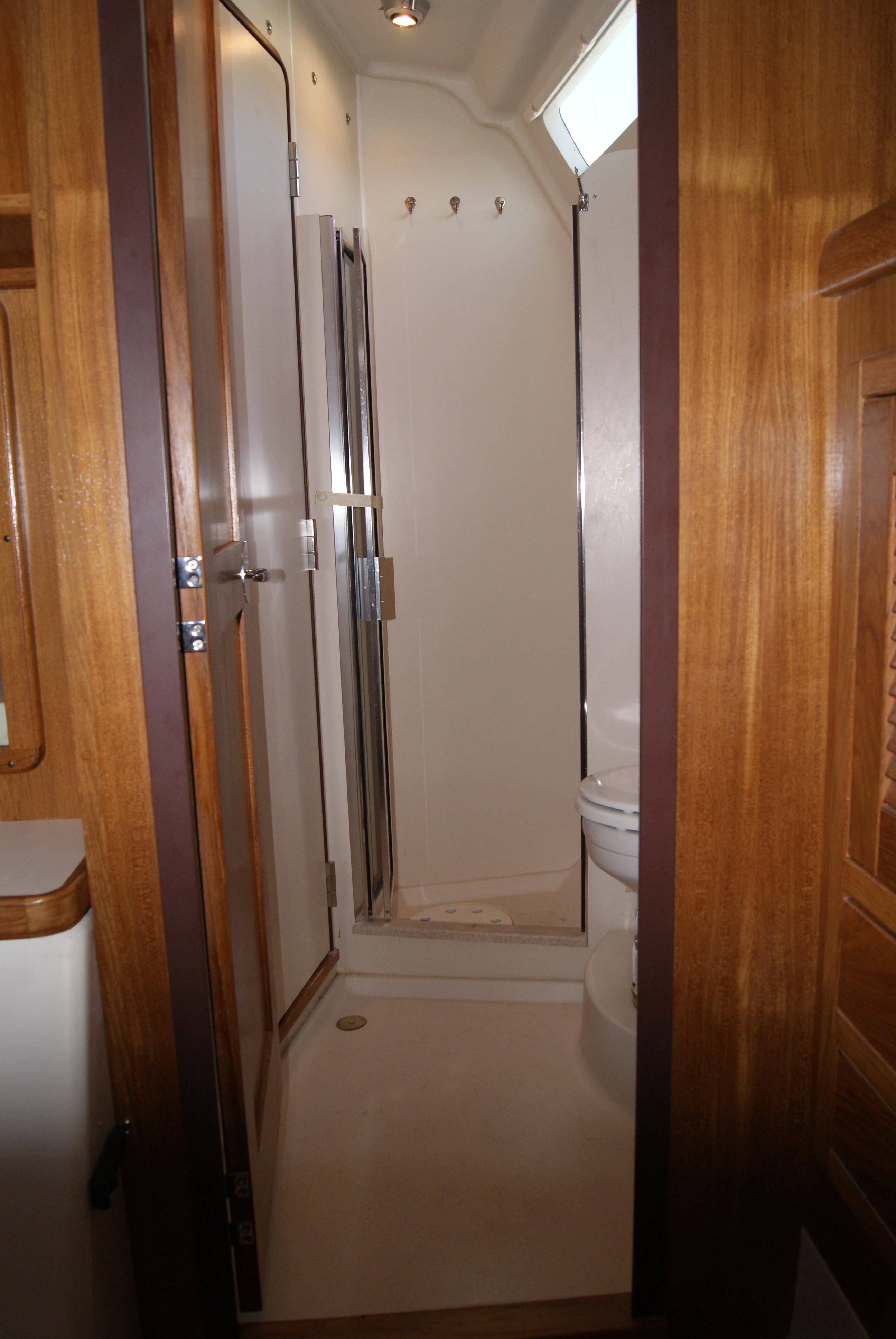 Stall shower