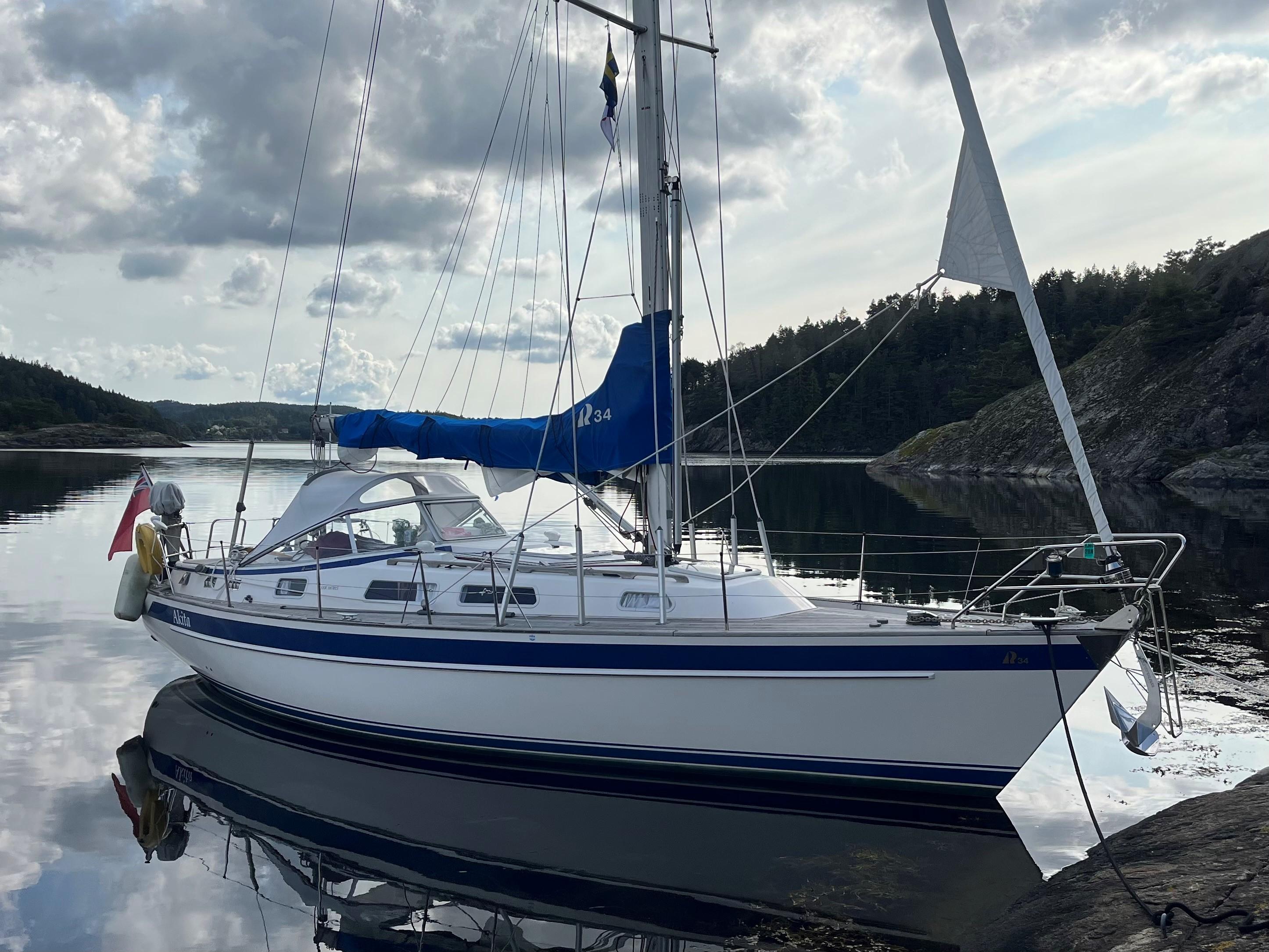 Hallberg-Rassy 34 for sale