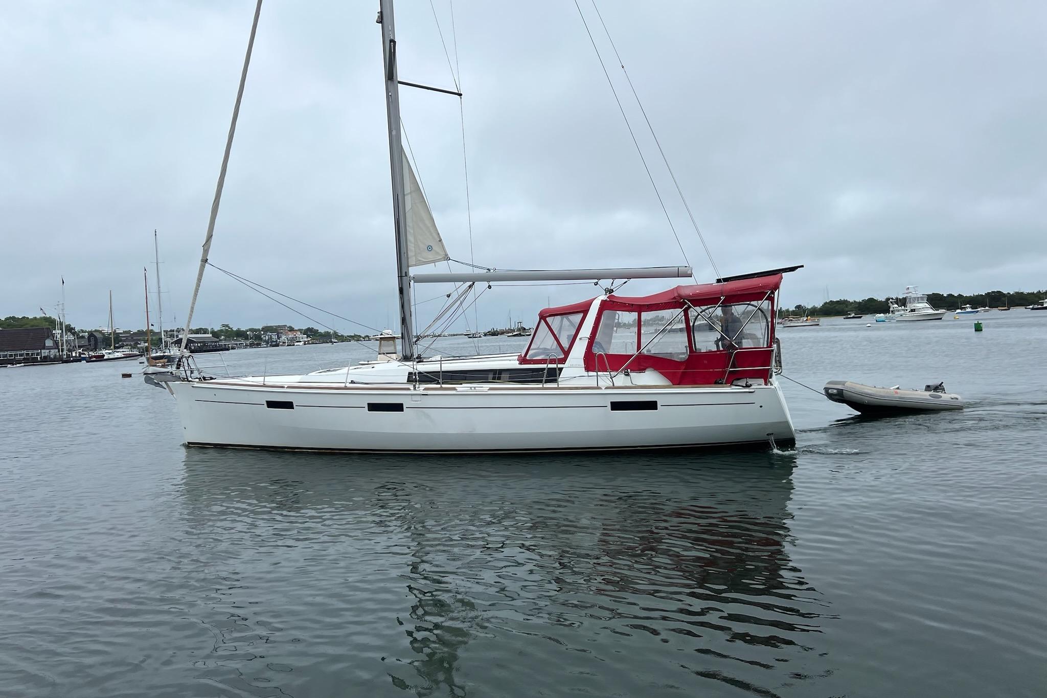 46' Beneteau 2013