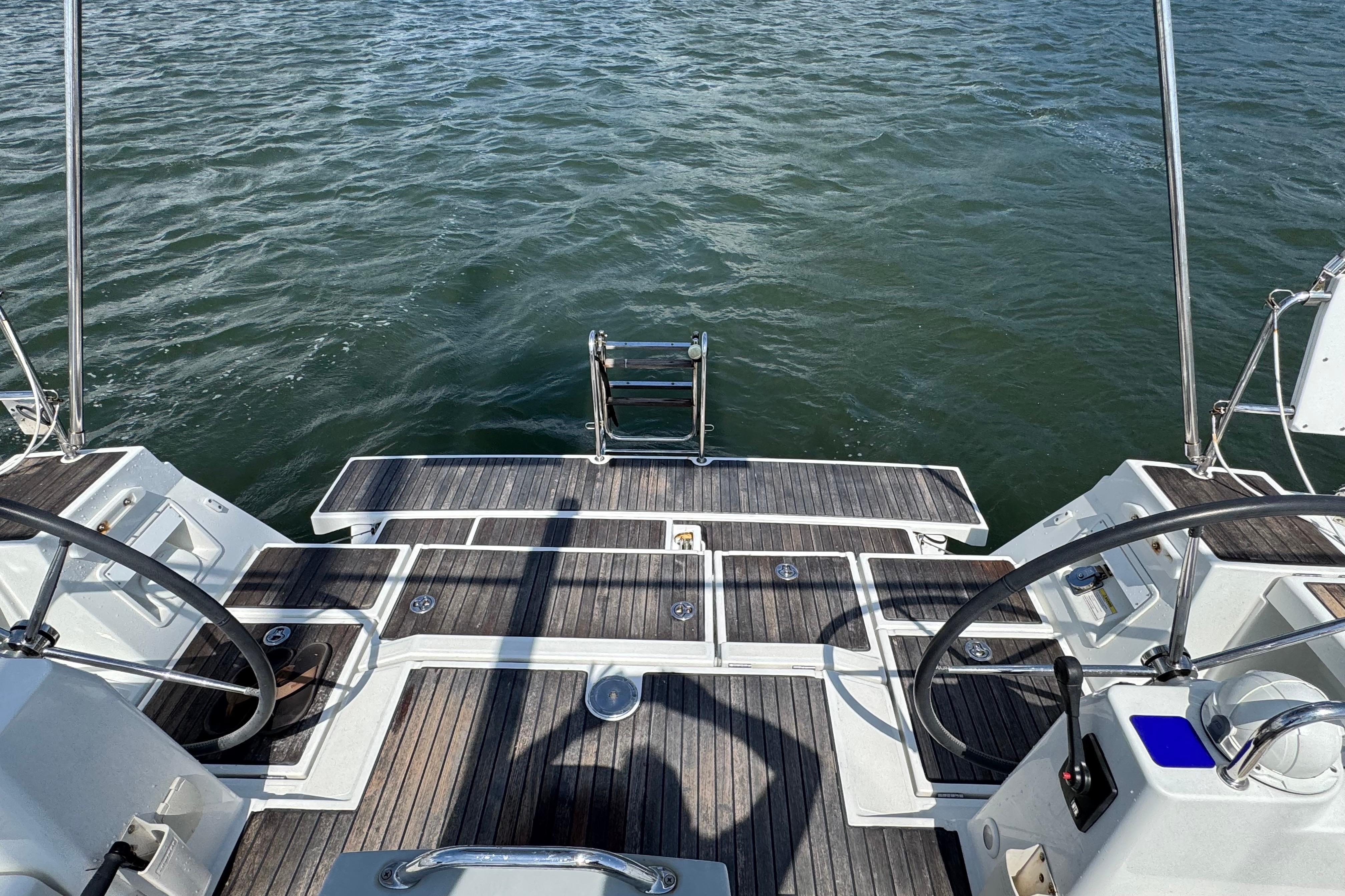 Yacht Photos Pics