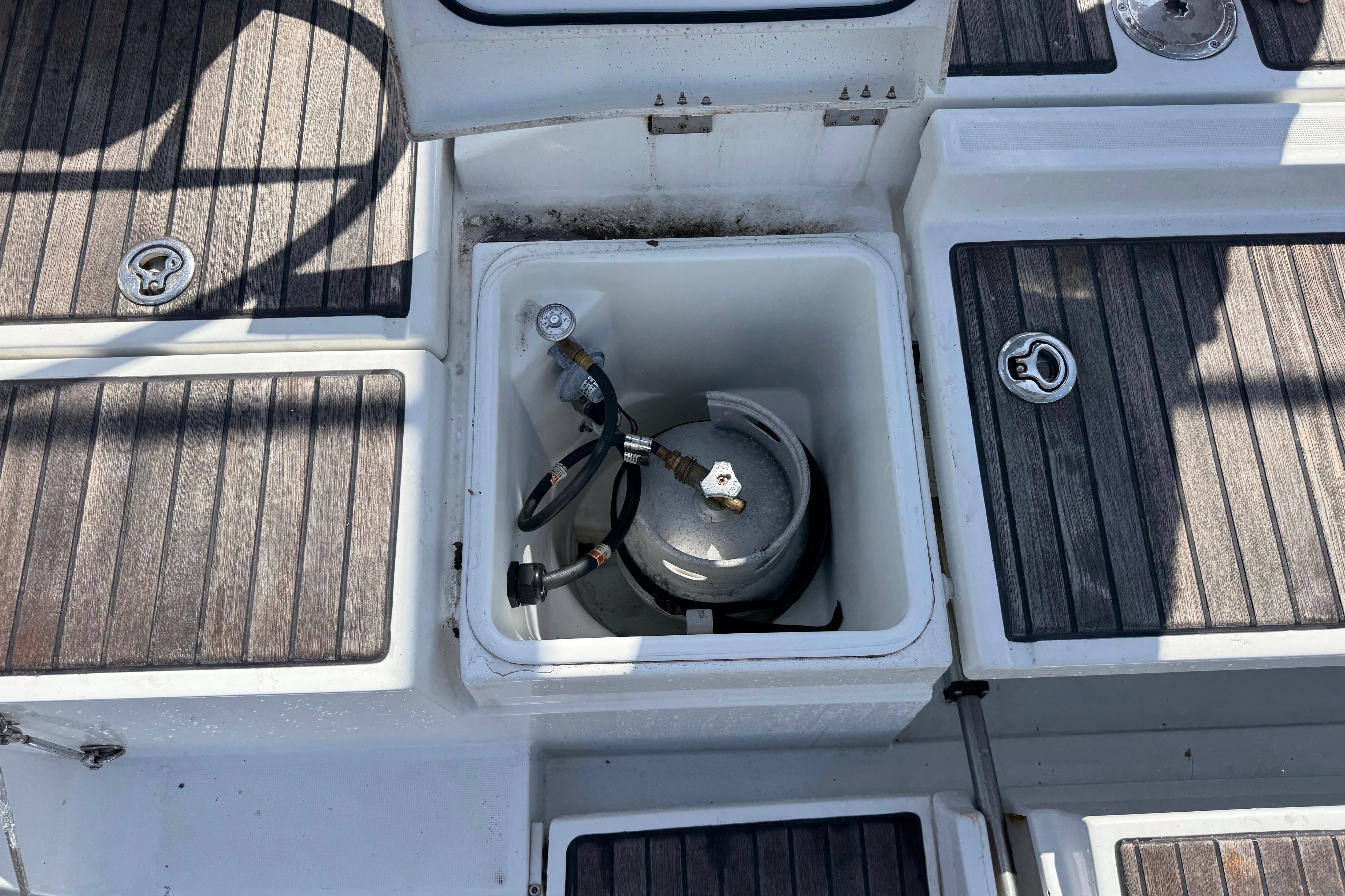 Yacht Photos Pics