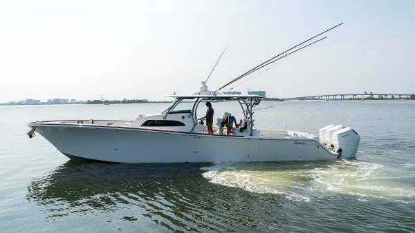 Photo of 2023 Front Runner 48'