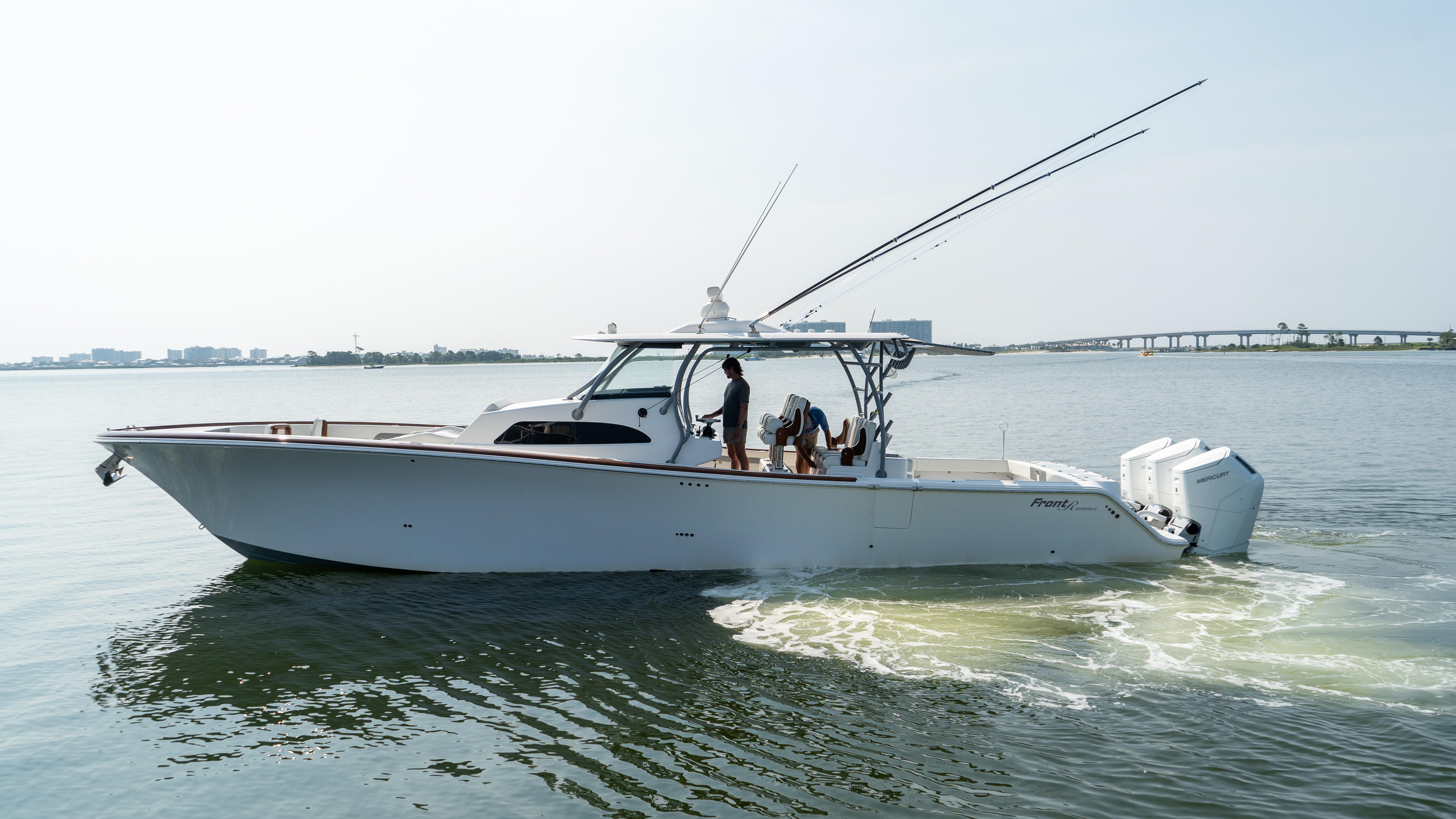 2023 Bennington 47 center console