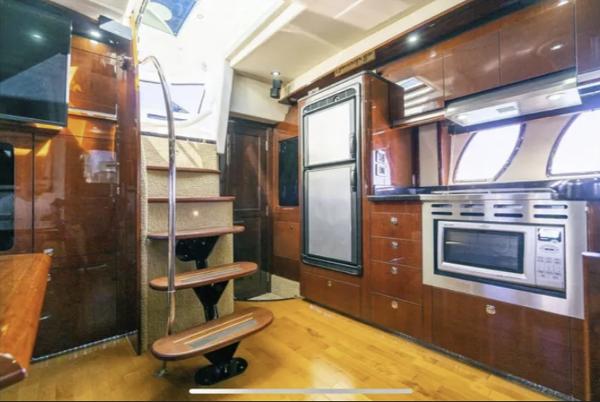 Boat Image 10