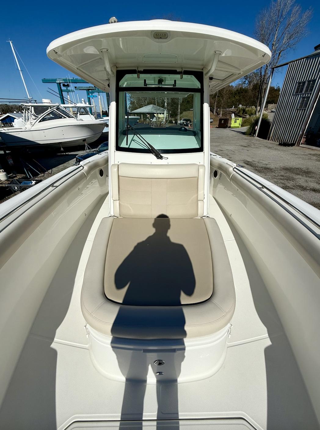 2019 Boston Whaler 330 Outrage