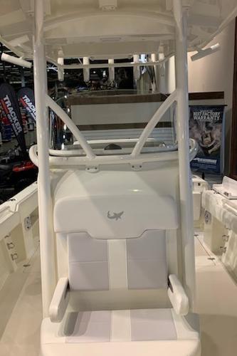 2021 Mako boat for sale, model of the boat is 236 CC & Image # 5 of 124