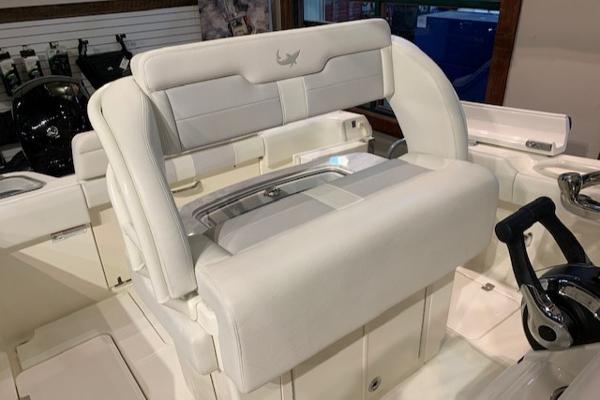 2021 Mako boat for sale, model of the boat is 236 CC & Image # 7 of 124