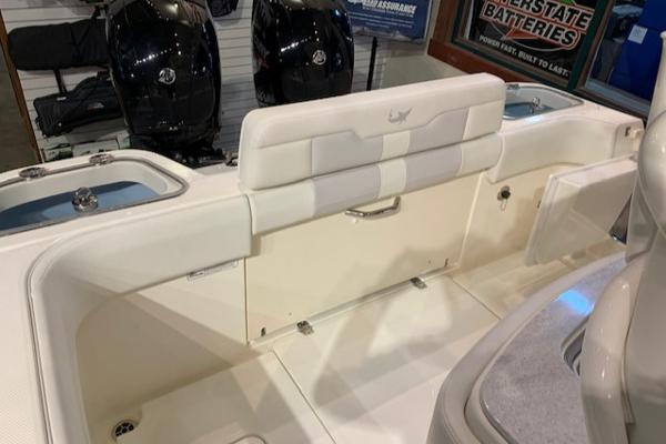 2021 Mako boat for sale, model of the boat is 236 CC & Image # 8 of 124