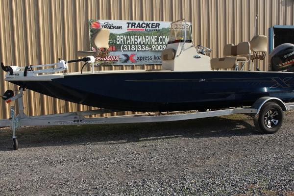 2021 Xpress boat for sale, model of the boat is H20B & Image # 7 of 12