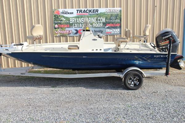 2021 Xpress boat for sale, model of the boat is H20B & Image # 9 of 12
