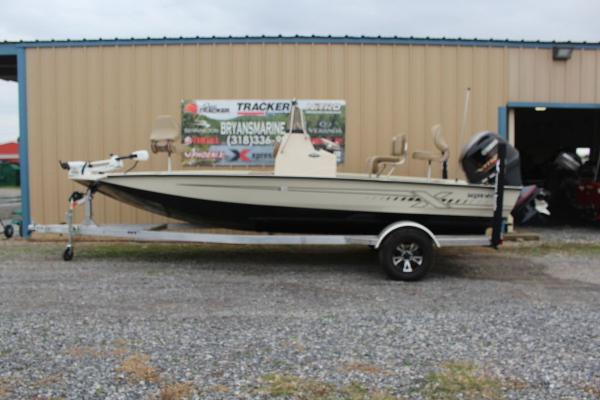 2021 Xpress boat for sale, model of the boat is H20B & Image # 2 of 10