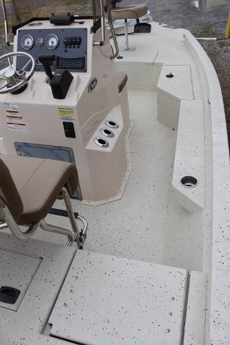 2021 Xpress boat for sale, model of the boat is H20B & Image # 8 of 10