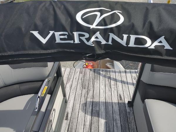 2021 Veranda boat for sale, model of the boat is VR22RC Deluxe Tri-Toon Package & Image # 31 of 34