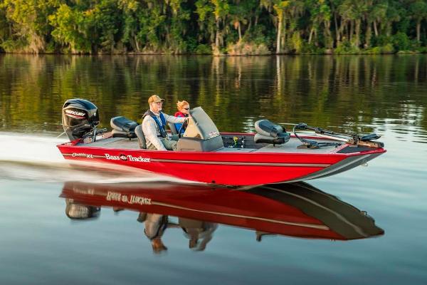 2020 Tracker Boats boat for sale, model of the boat is Bass Tracker Classic XL & Image # 5 of 44