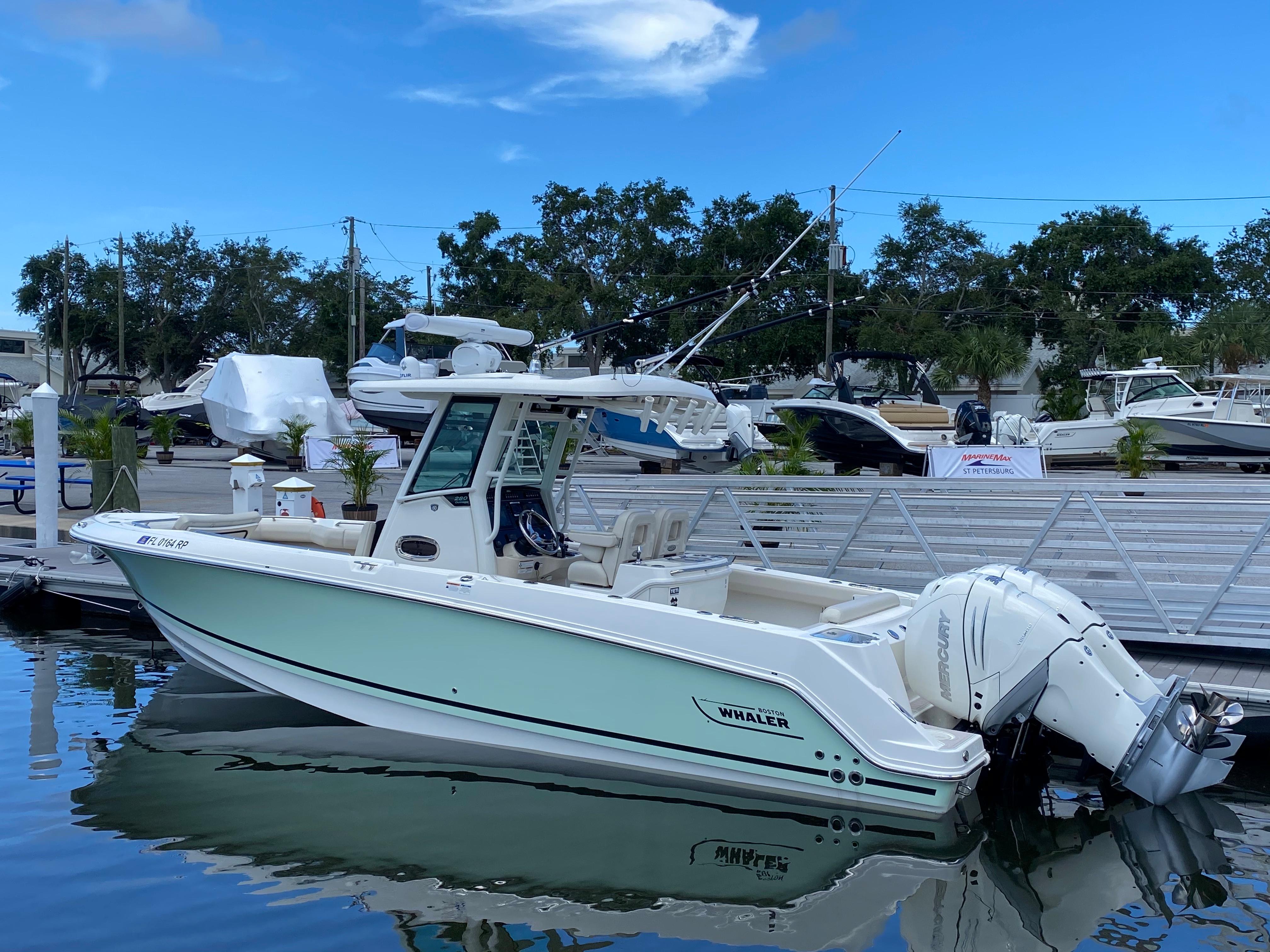 2018 Boston Whaler 280 Outrage Yachts360